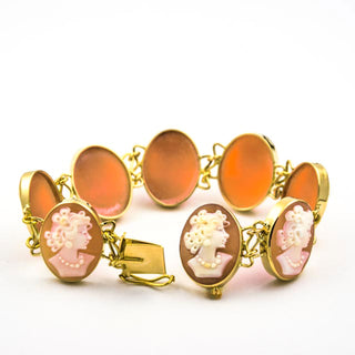 Armband aus 750 Gelbgold mit Kamee/Gemme, nachhaltiger second hand Schmuck perfekt aufgearbeitet