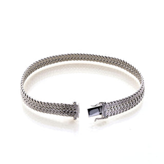 Armband aus 750 Weißgold, nachhaltiger second hand Schmuck perfekt aufgearbeitet