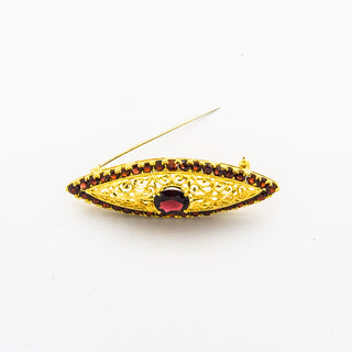 Brosche aus 750 Gelbgold mit Granat, nachhaltiger second hand Schmuck perfekt aufgearbeitet
