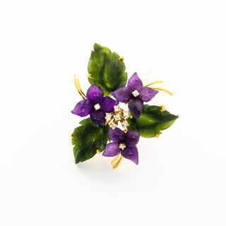 Brosche Veilchenstrauß aus 585 Gelbgold mit Jade, Amethyst und Diamant, nachhaltiger second hand Schmuck perfekt aufgearbeitet