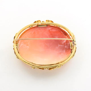 Brosche aus 585 Gelbgold mit Kamee/Gemme, nachhaltiger second hand Schmuck perfekt aufgearbeitet