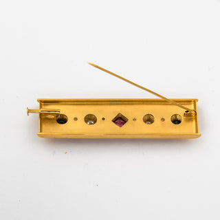 Brosche aus 585 Gelbgold mit Turmalin und Diamant, nachhaltiger second hand Schmuck perfekt aufgearbeitet