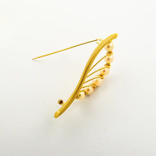 Brosche aus 750 Roségold mit Perle, nachhaltiger second hand Schmuck perfekt aufgearbeitet