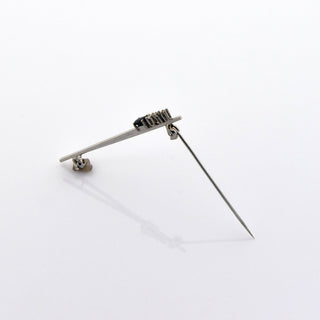 Saphirbrosche aus 585 Weißgold mit Diamant, nachhaltiger second hand Schmuck perfekt aufgearbeitet