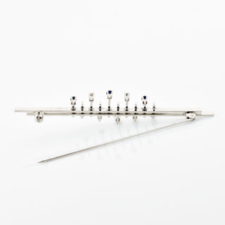 Saphirbrosche aus 585 Weißgold mit Brillant, nachhaltiger second hand Schmuck perfekt aufgearbeitet