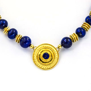 Collier aus 750 Gelbgold mit Lapislazuli, nachhaltiger second hand Schmuck perfekt aufgearbeitet