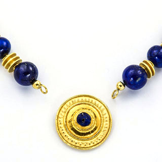 Collier aus 750 Gelbgold mit Lapislazuli, nachhaltiger second hand Schmuck perfekt aufgearbeitet