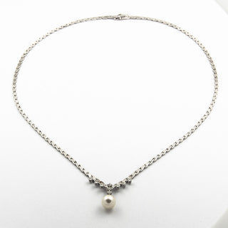 Collier aus 750 Weißgold mit Perle und Diamant, nachhaltiger second hand Schmuck perfekt aufgearbeitet