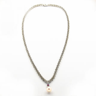 Collier aus 585 Weißgold mit Perle und Rubin, nachhaltiger second hand Schmuck perfekt aufgearbeitet