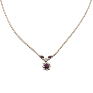 Rubincollier aus 585 Weißgold mit Brillant, nachhaltiger second hand Schmuck perfekt aufgearbeitet