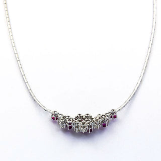 Rubincollier aus 585 Weißgold mit Brillant, nachhaltiger second hand Schmuck perfekt aufgearbeitet