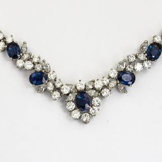 Collier aus 750 Weißgold mit Saphir, Brillant und Diamant, neuwertig, nachhaltiger second hand Schmuck perfekt aufgearbeitet