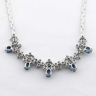 Collier aus 750 Weißgold mit Saphir und Brillant, neuwertig, nachhaltiger second hand Schmuck perfekt aufgearbeitet