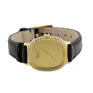 Chopard Handaufzug mit Edelsteinbesatz, gebrauchte Luxusuhren im Top-Zustand