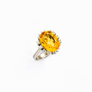 Ring aus 585 Weißgold mit Citrin und Diamant, nachhaltiger second hand Schmuck perfekt aufgearbeitet