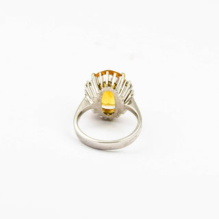 Ring aus 585 Weißgold mit Citrin und Diamant, nachhaltiger second hand Schmuck perfekt aufgearbeitet
