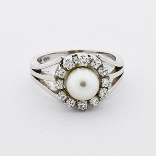 Perlenring aus 585 Weißgold mit Diamant, nachhaltiger second hand Schmuck perfekt aufgearbeitet