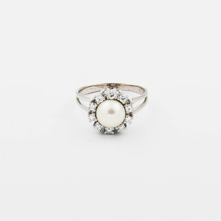 Perlenring aus 750 Weißgold mit Brillant, nachhaltiger second hand Schmuck perfekt aufgearbeitet