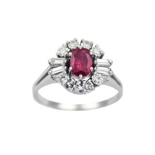 Rubinring aus 585 Weißgold mit Diamant und Brillant, nachhaltiger second hand Schmuck perfekt aufgearbeitet