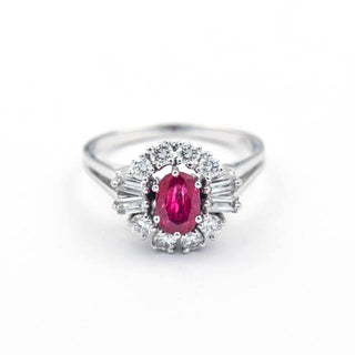 Rubinring aus 585 Weißgold mit Diamant und Brillant, nachhaltiger second hand Schmuck perfekt aufgearbeitet