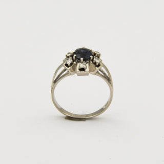 Entourage-Ring aus 585 Weißgold mit Saphir und Brillant, nachhaltiger second hand Schmuck perfekt aufgearbeitet