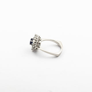 Ring aus 750 Weißgold mit Saphir und Brillant, nachhaltiger second hand Schmuck perfekt aufgearbeitet