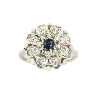 Entourage-Ring aus 585 Weißgold mit Saphir, Diamant und Brillant, nachhaltiger second hand Schmuck perfekt aufgearbeitet