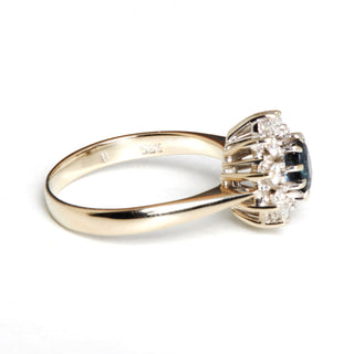 Entourage-Ring aus 585 Weißgold mit Saphir und Brillant, nachhaltiger second hand Schmuck perfekt aufgearbeitet