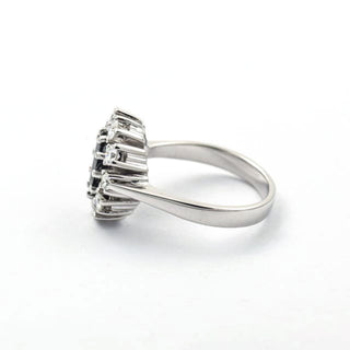 Saphirring aus 585 Weißgold mit Brillant, nachhaltiger second hand Schmuck perfekt aufgearbeitet