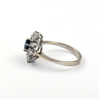 Saphirring aus 585 Weißgold mit Diamant, nachhaltiger second hand Schmuck perfekt aufgearbeitet