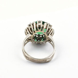 Smaragdring aus 585 Weißgold mit Diamant, nachhaltiger second hand Schmuck perfekt aufgearbeitet