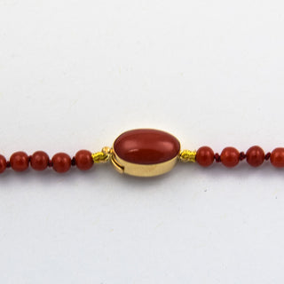 Korallenkette mit Schließe aus 750 Gelbgold mit Koralle, nachhaltiger second hand Schmuck perfekt aufgearbeitet
