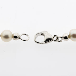 Süßwasserzuchtperlenkette mit Schließe aus 925 Silber, nachhaltiger second hand Schmuck perfekt aufgearbeitet