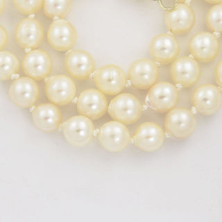 Perlenkette mit Schließe aus 333 Gelbgold, nachhaltiger second hand Schmuck perfekt aufgearbeitet