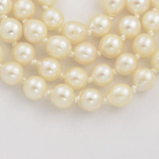 Perlenkette mit Schließe aus 925 Silber, nachhaltiger second hand Schmuck perfekt aufgearbeitet