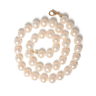 Perlenkette mit Schließe aus 585 Gelbgold, nachhaltiger second hand Schmuck perfekt aufgearbeitet