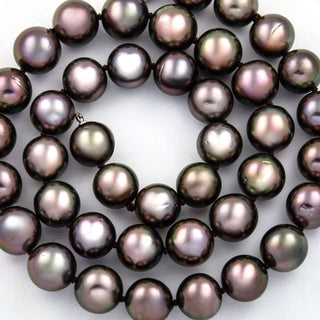 Perlenkette mit Schließe aus 585 Weißgold mit Brillant, nachhaltiger second hand Schmuck perfekt aufgearbeitet