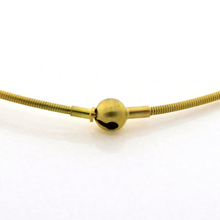 Halsreif aus 750 Gelbgold, nachhaltiger second hand Schmuck perfekt aufgearbeitet