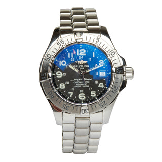 Breitling Herrenarmbanduhr Super Ocean Automatik mit Datumsanzeige und Leuchtziffern, Leuchtzeiger und Zentralsekunde, gebrauchte Luxusuhr im Top-Zustand