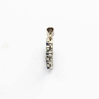 Herzanhänger aus 585 Weißgold mit Saphir, nachhaltiger second hand Schmuck perfekt aufgearbeitet