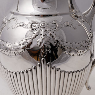 Kanne Schleifen aus 800 Silber, nachhaltiger second hand Schmuck perfekt aufgearbeitet