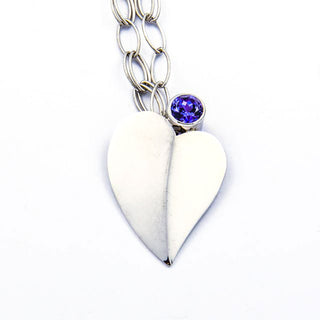 Aurifex Kette mit Anhänger aus 750 Weißgold mit Tansanit, nachhaltiger second hand Schmuck perfekt aufgearbeitet