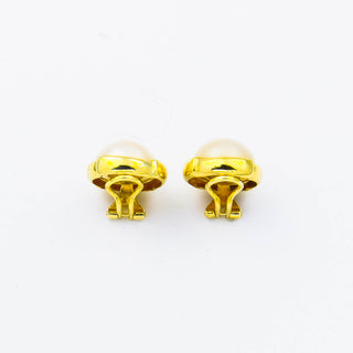 Perlenohrclips aus 585 Gelbgold, nachhaltiger second hand Schmuck perfekt aufgearbeitet