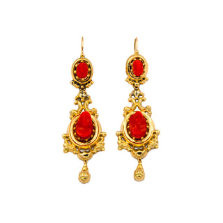 Ohrhänger aus 585 Gelbgold mit Koralle, nachhaltiger second hand Schmuck perfekt aufgearbeitet