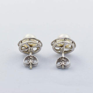 Perlenohrstecker aus 585 Weißgold, nachhaltiger second hand Schmuck perfekt aufgearbeitet