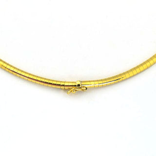 Omegareif aus 585 Gelbgold, nachhaltiger second hand Schmuck perfekt aufgearbeitet