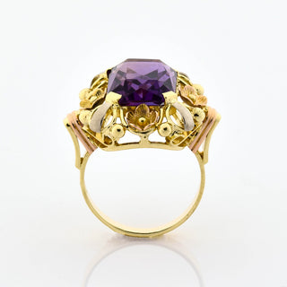 Ring aus 585 Gelb-, Rot- und Weißgold mit Amethyst, nachhaltiger second hand Schmuck perfekt aufgearbeitet