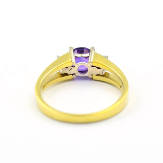 Ring aus 585 Gelb- und Weißgold mit Amethyst und Brillant, nachhaltiger second hand Schmuck perfekt aufgearbeitet