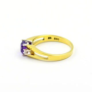 Ring aus 585 Gelb- und Weißgold mit Amethyst und Brillant, nachhaltiger second hand Schmuck perfekt aufgearbeitet