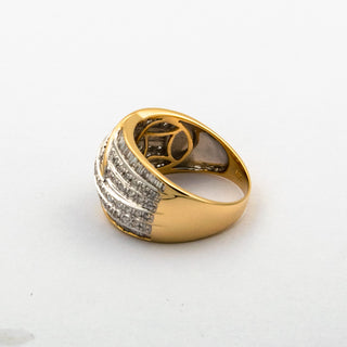 Ring aus 585 Gelb- und Weißgold mit Brillant und Diamant, nachhaltiger second hand Schmuck perfekt aufgearbeitet